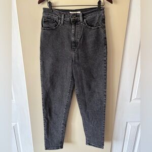 Levi’s High Waisted Taper Black Denim Jeans Size 28